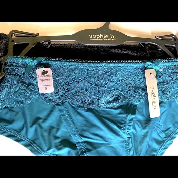 Bundle of 2 beautiful laced panties black & petroleum blue colors US Small NWT - Picture 5 of 8